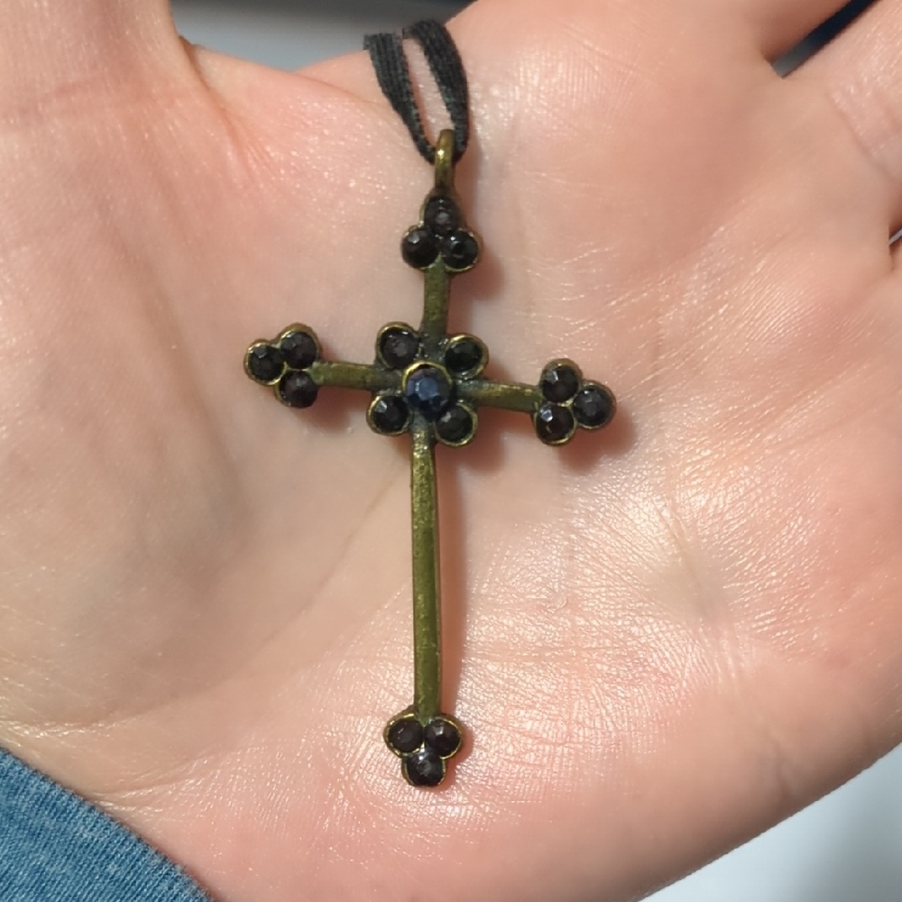 Elegant Black Cross Pendant Necklace